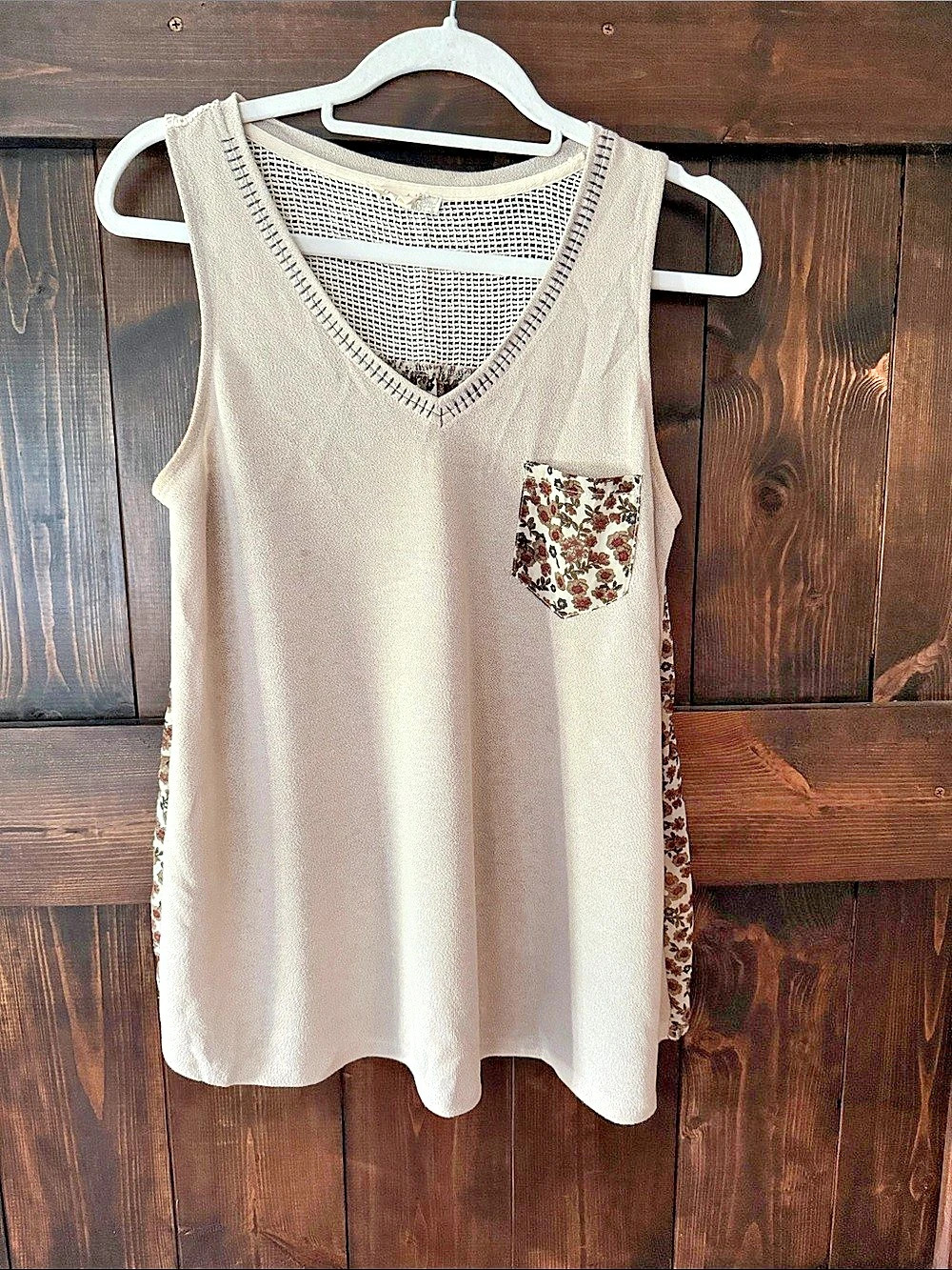 Mystree Floral Mini tank top in Beige & Brown Size Medium